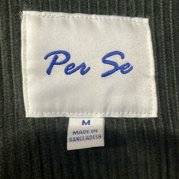 Ladies forest green blazer size medium. Good condition. - Picture 4 of 9